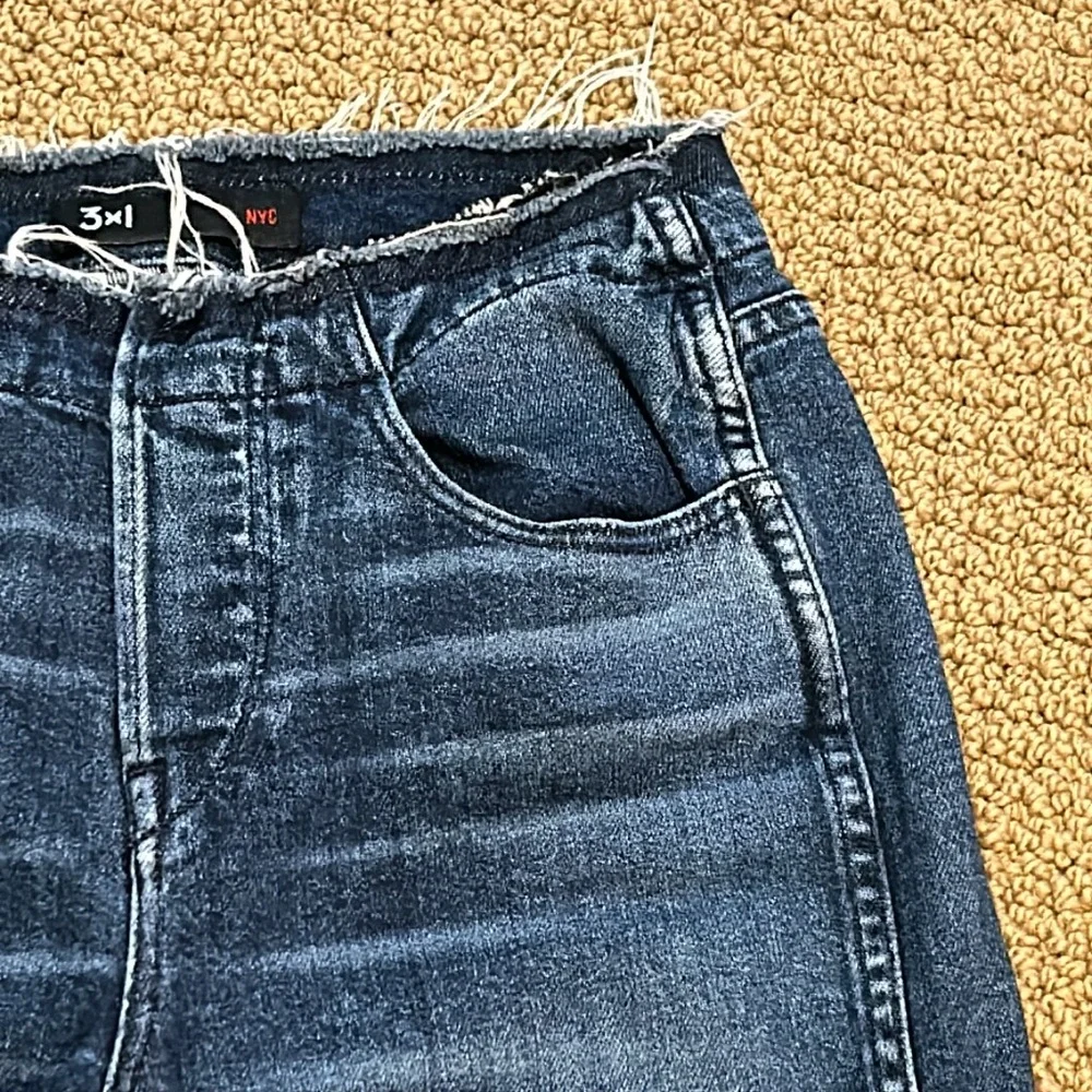 3X1 Raw Edge Shelter Slim Jeans in Tin Coo size 24 Distressed Straight Leg